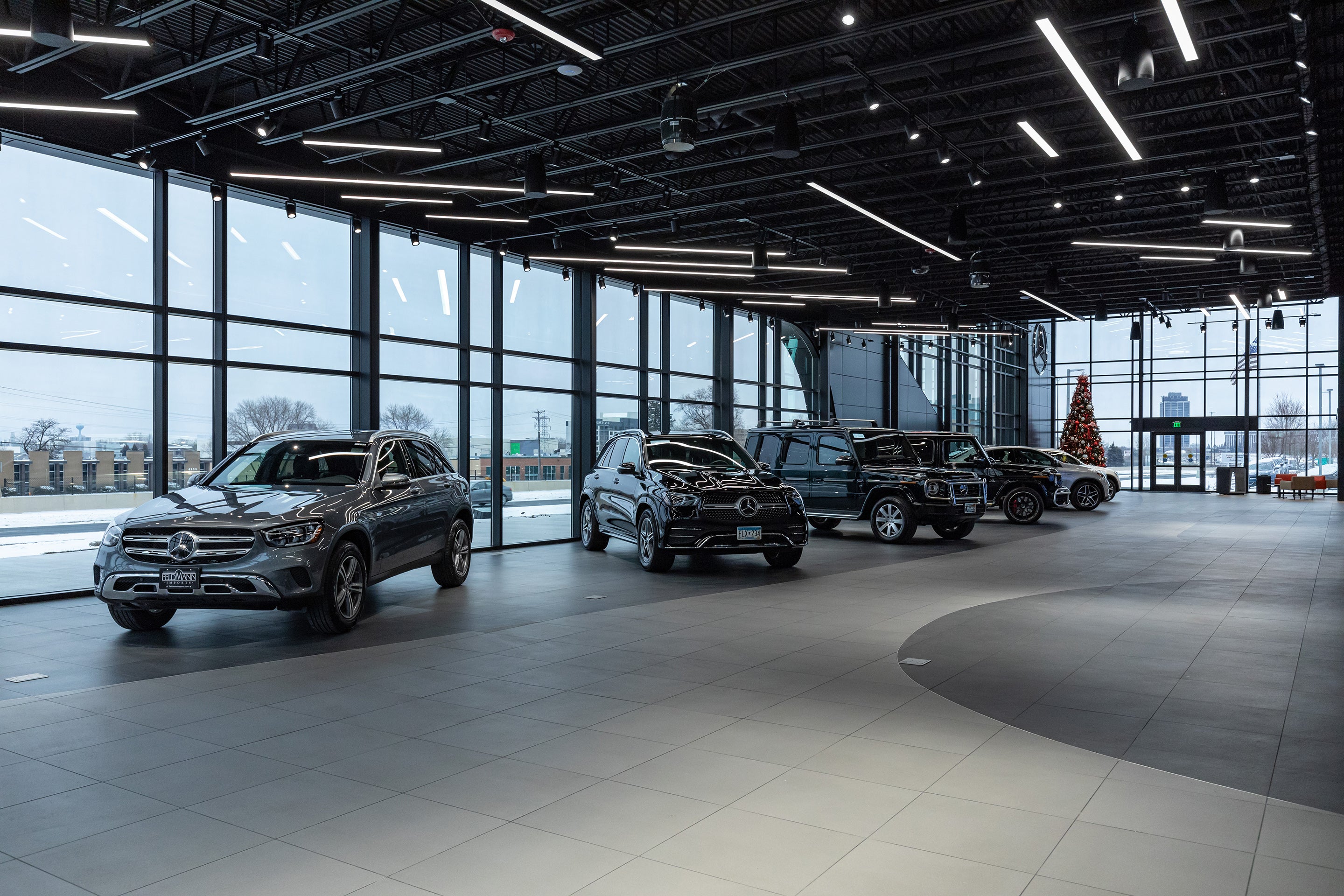 Feldmann Imports Mercedes-Benz Remodel