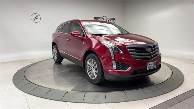 Used 2019 Cadillac XT5 Luxury with VIN 1GYKNDRS6KZ136888 for sale in Bloomington, Minnesota