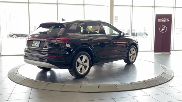 Used 2022 Audi Q4 e-tron Premium with VIN WA1G2BFZ8NP048641 for sale in Bloomington, Minnesota